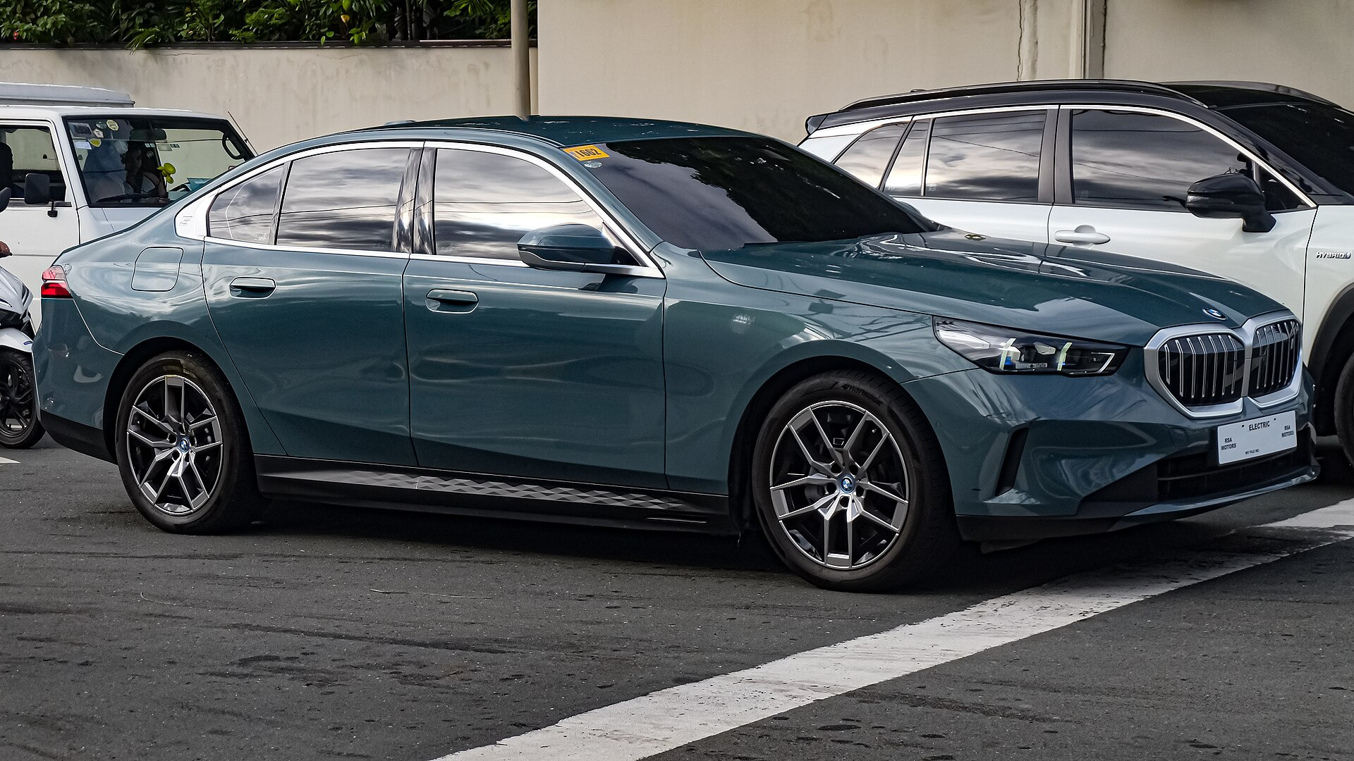 BMW i5 Sedan (G60)