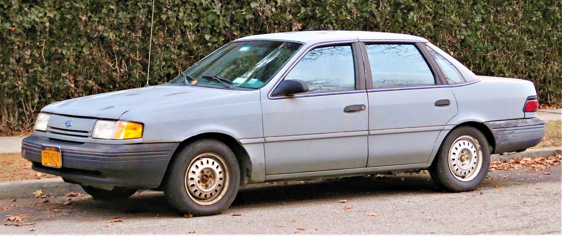 Ford Tempo