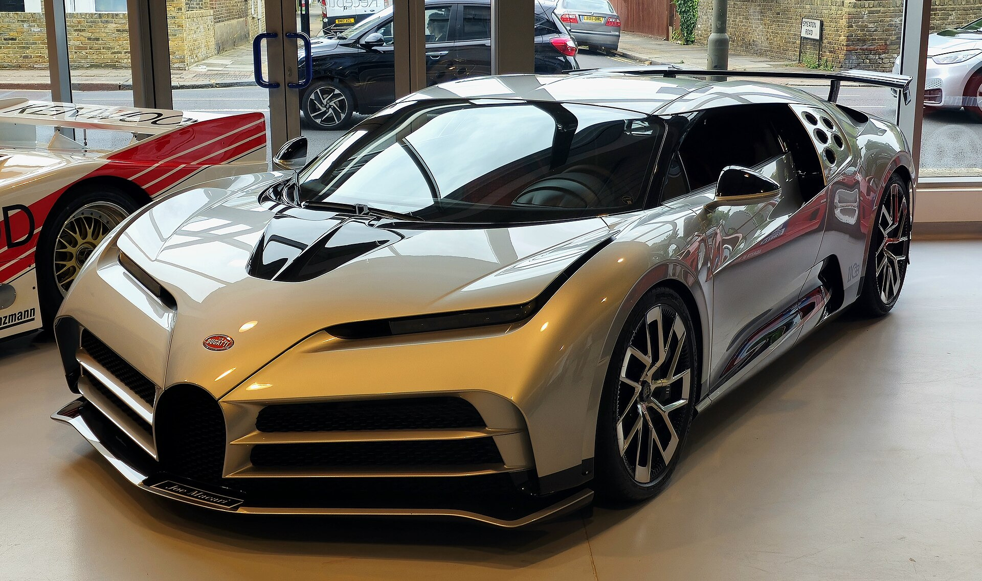 Bugatti Centodieci