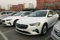 Buick Regal V Sedan — снимка 2