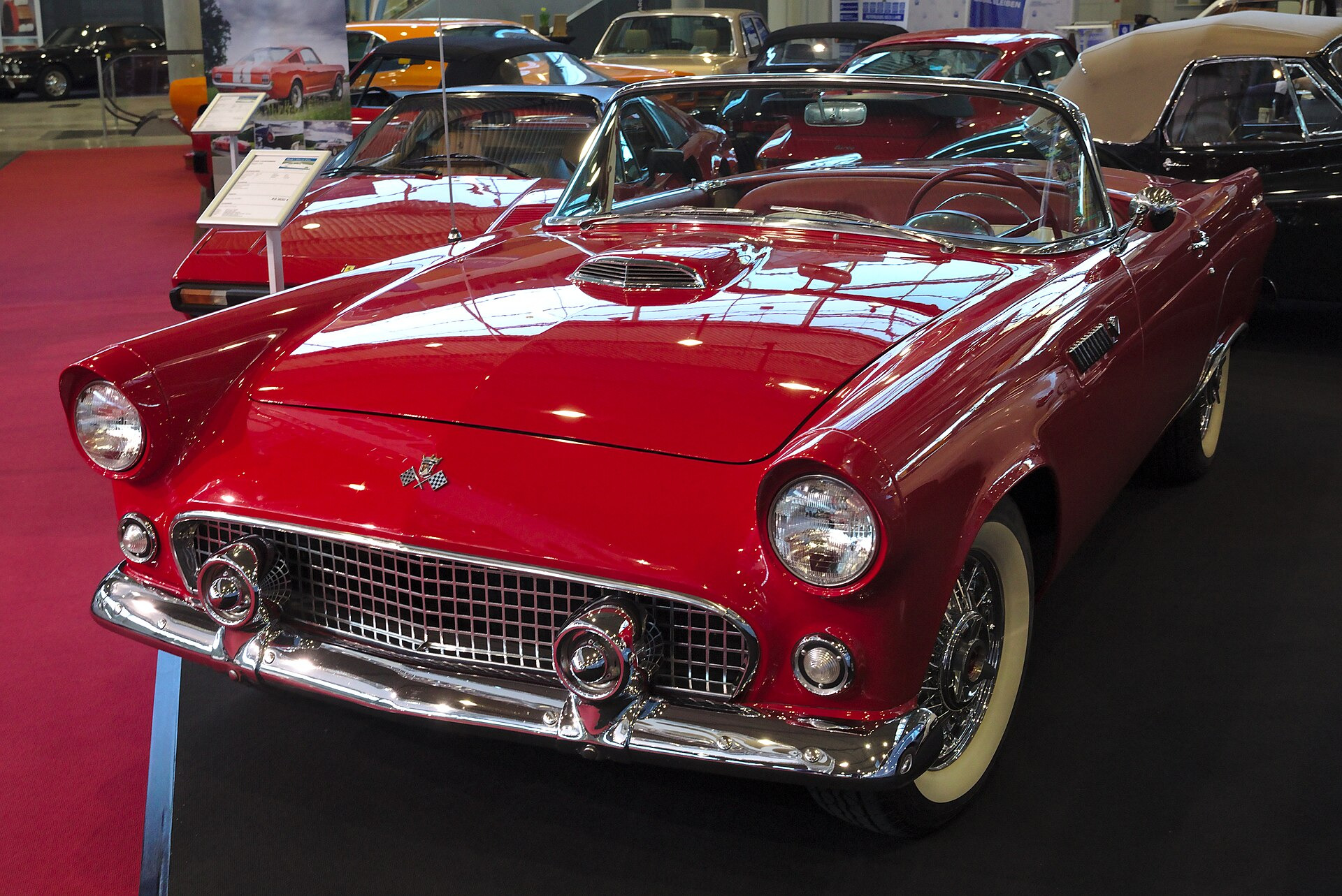 Ford Thunderbird Retro Birds