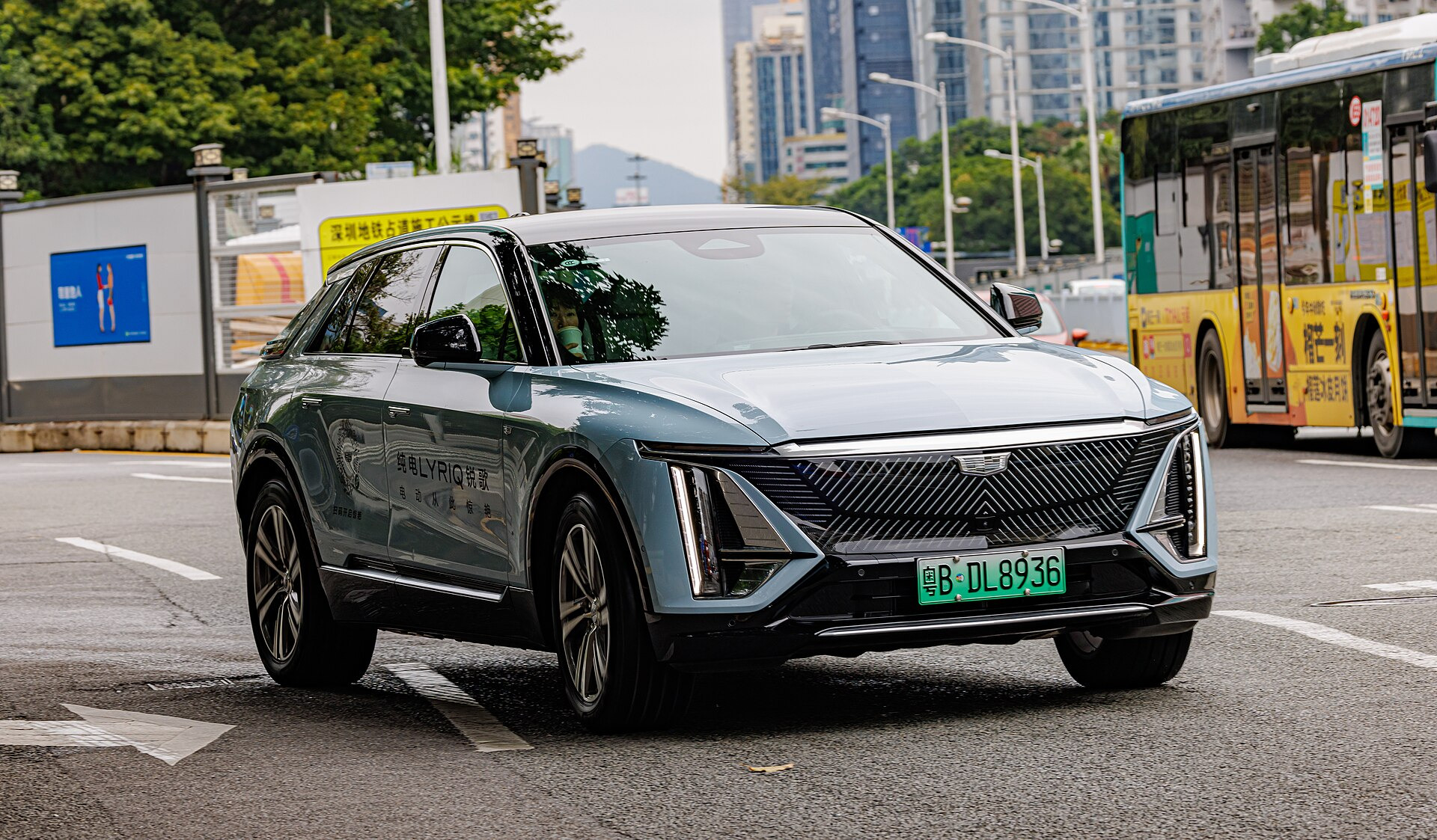 Cadillac LYRIQ