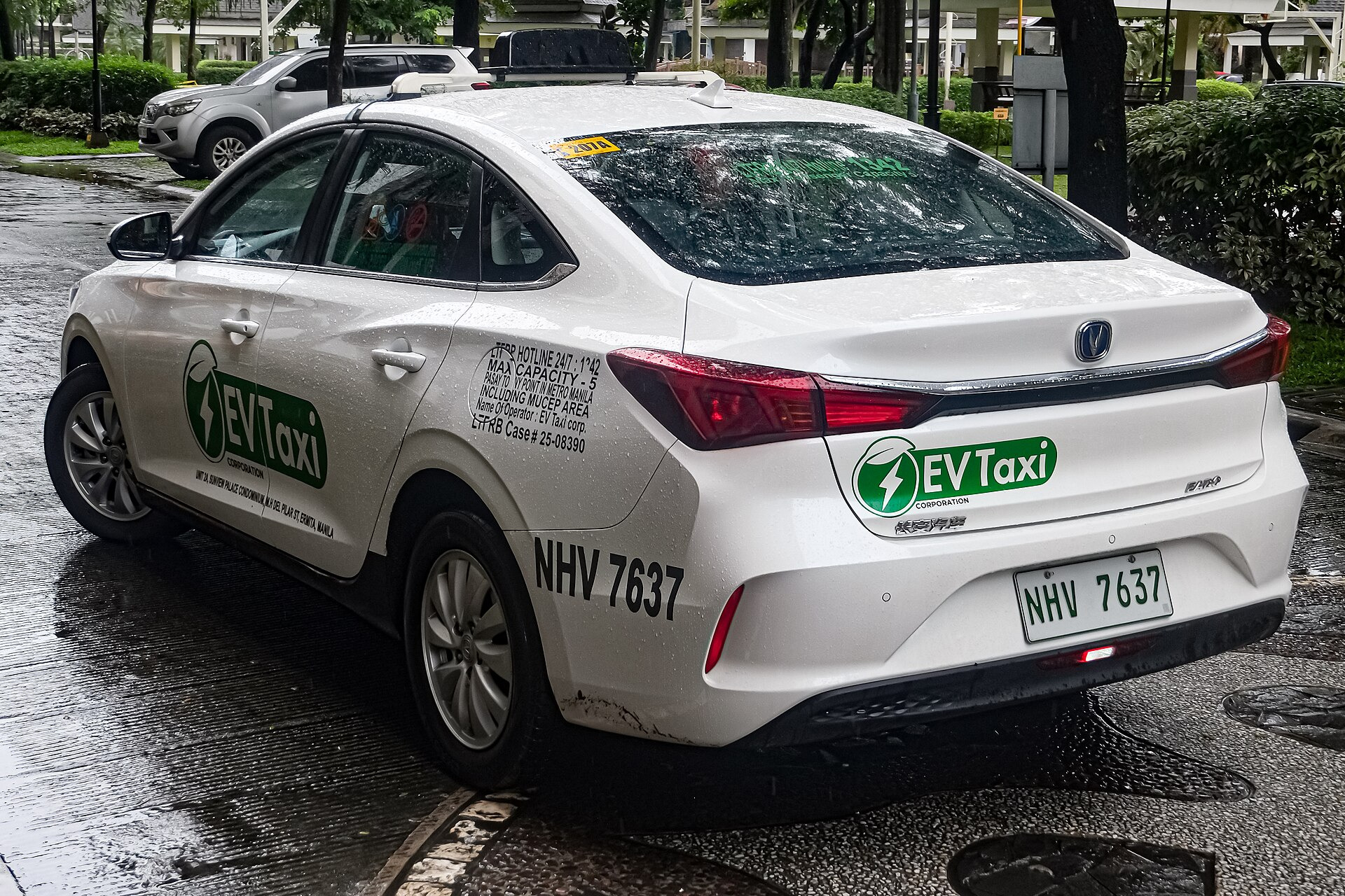 Changan Eado EV 300