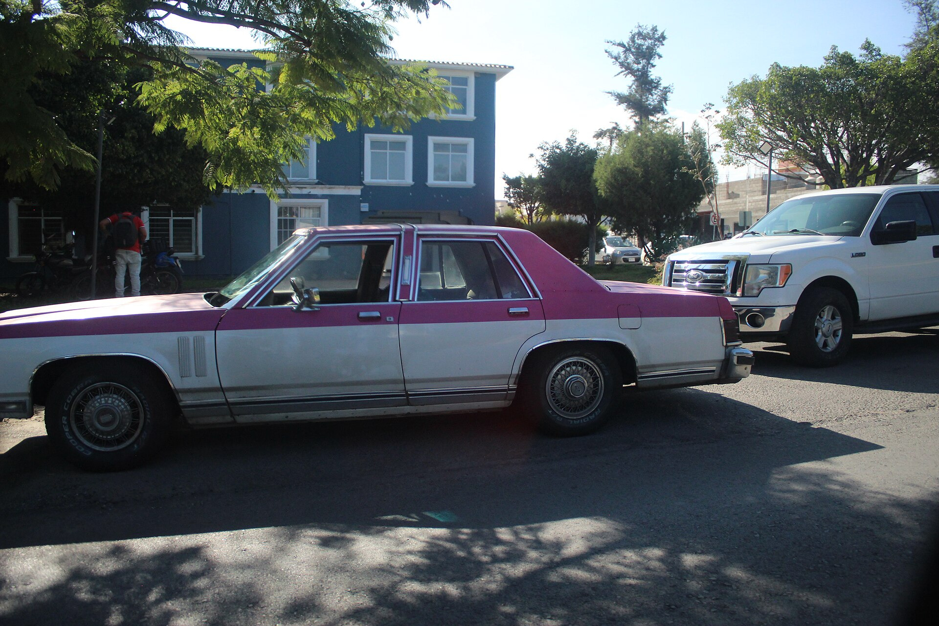 Ford Crown Victoria LTD