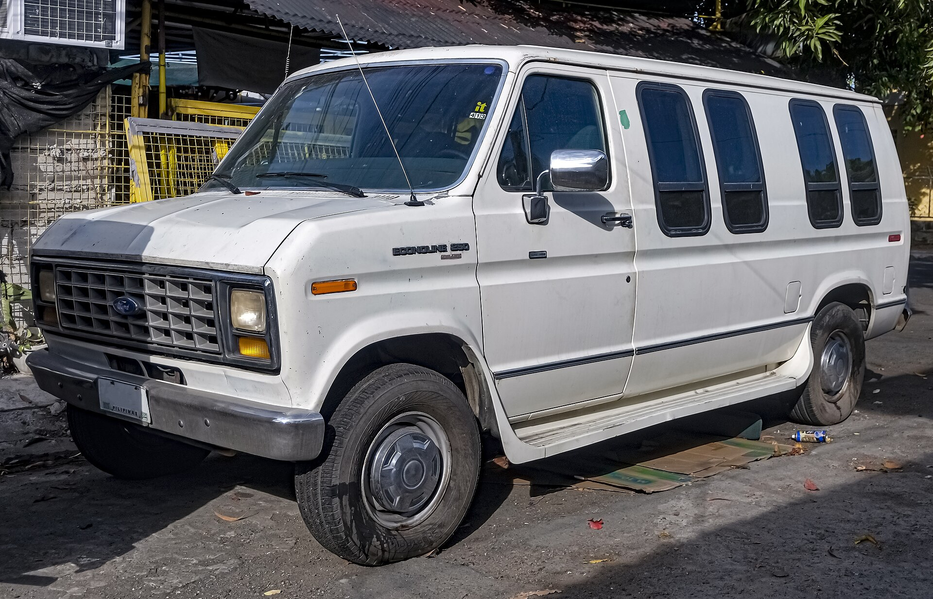Ford Econoline E