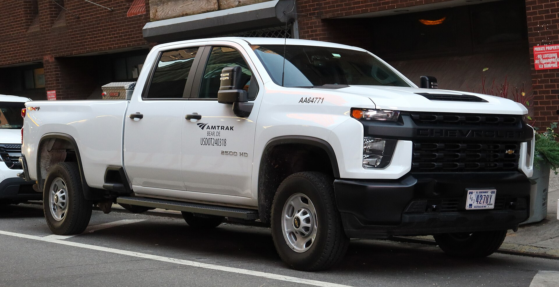 Chevrolet Silverado 2500 HD II (GMT900, facelift 2011) Extended Cab Standard Box