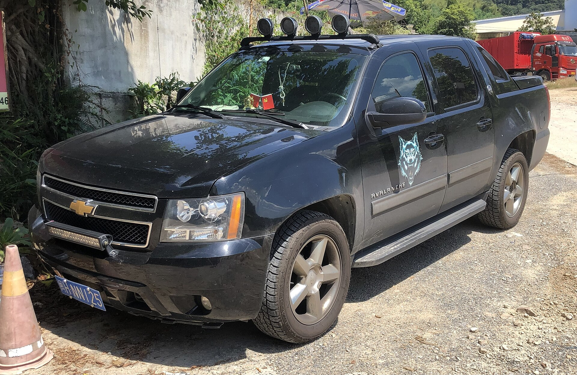Chevrolet Avalanche II