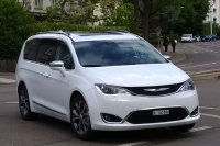 Chrysler Pacifica (crossover) II — снимка 3