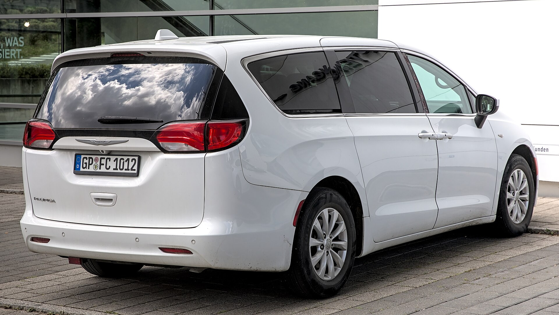 Chrysler Pacifica (minivan) (facelift 2021)