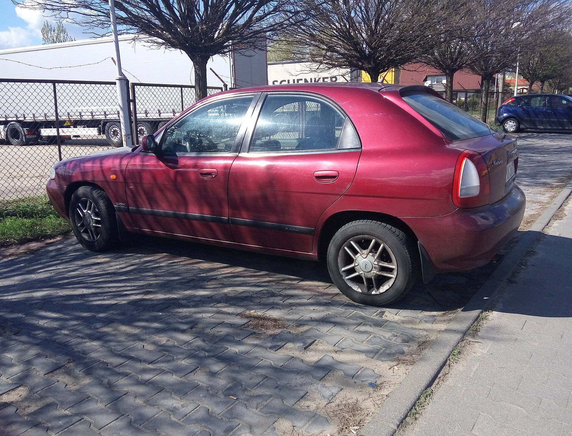 Daewoo Nubira Hatchback (KLAJ)