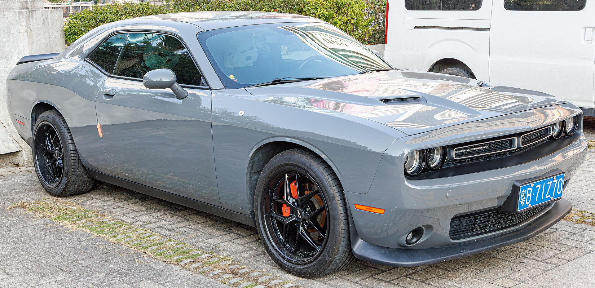 Dodge Challenger III