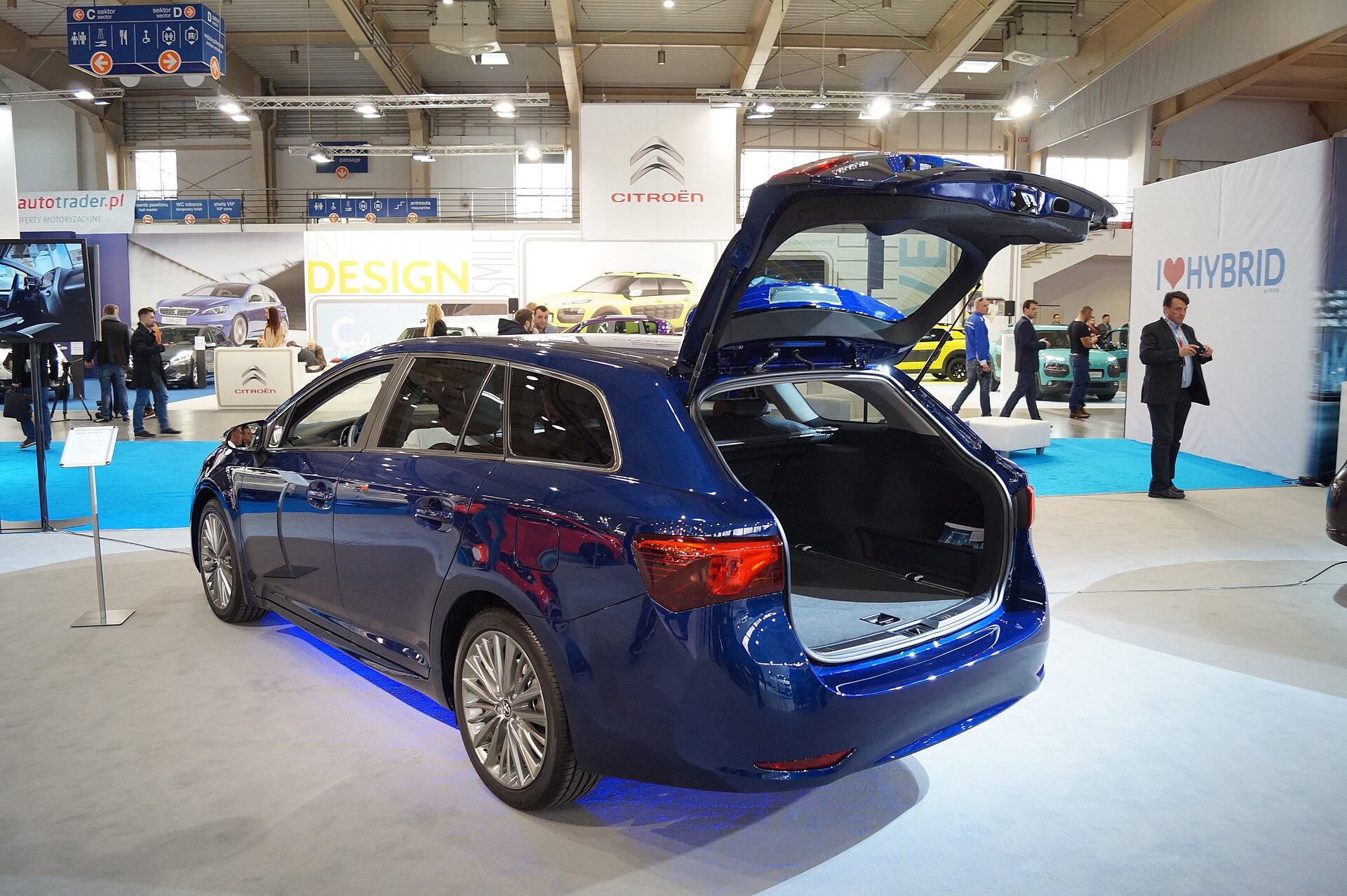 Toyota Avensis Hatch II