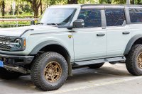 Ford Bronco I — снимка 2
