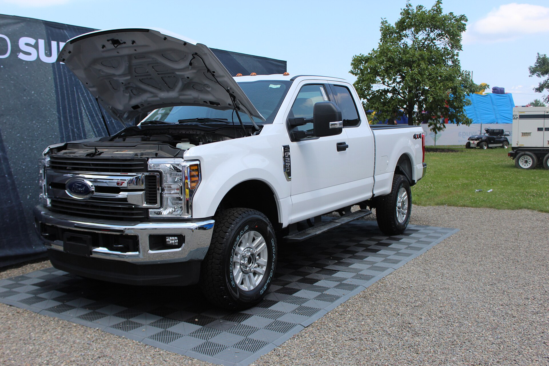 Ford F-250 Super Duty III Super Cab Short box