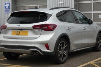 IV Active Hatchback
