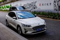 IV Sedan