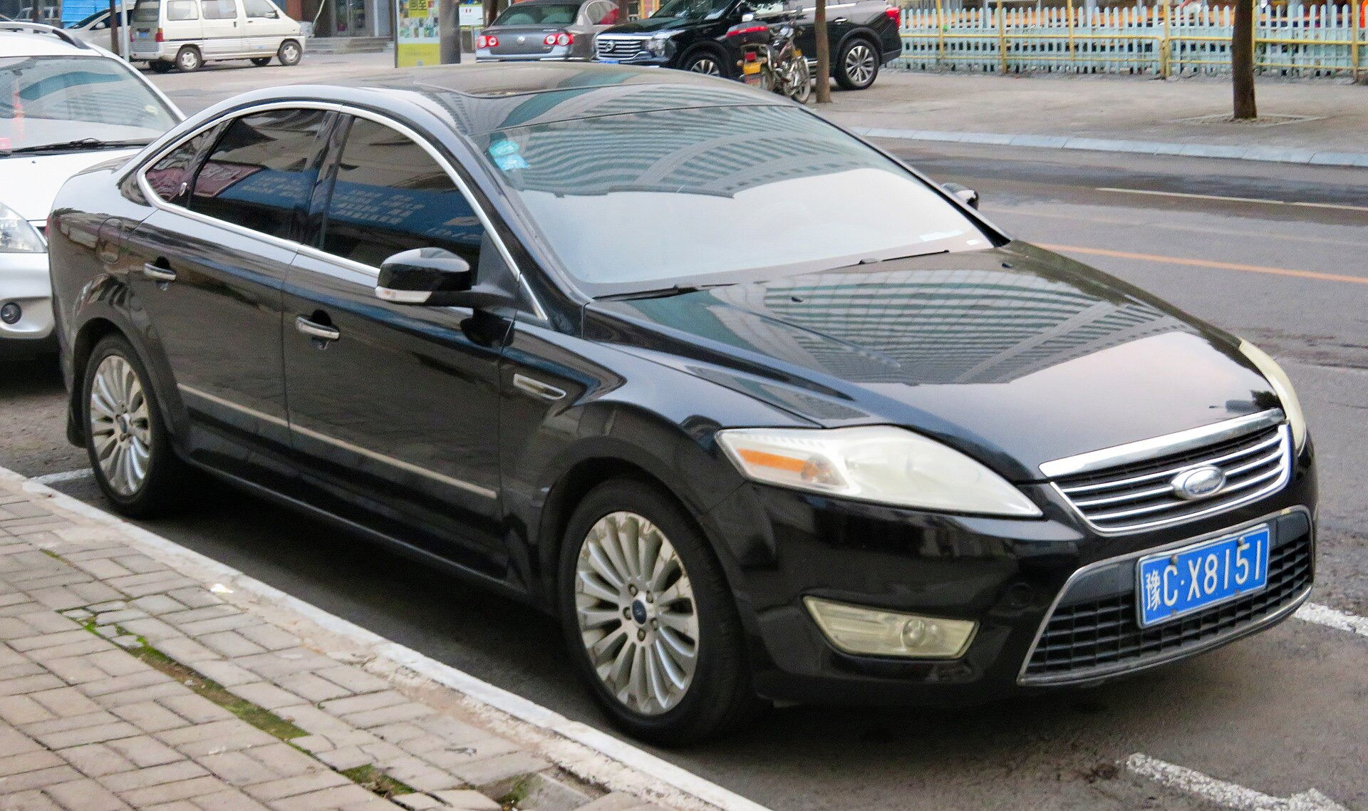 Ford Kuga I (facelift 2010)