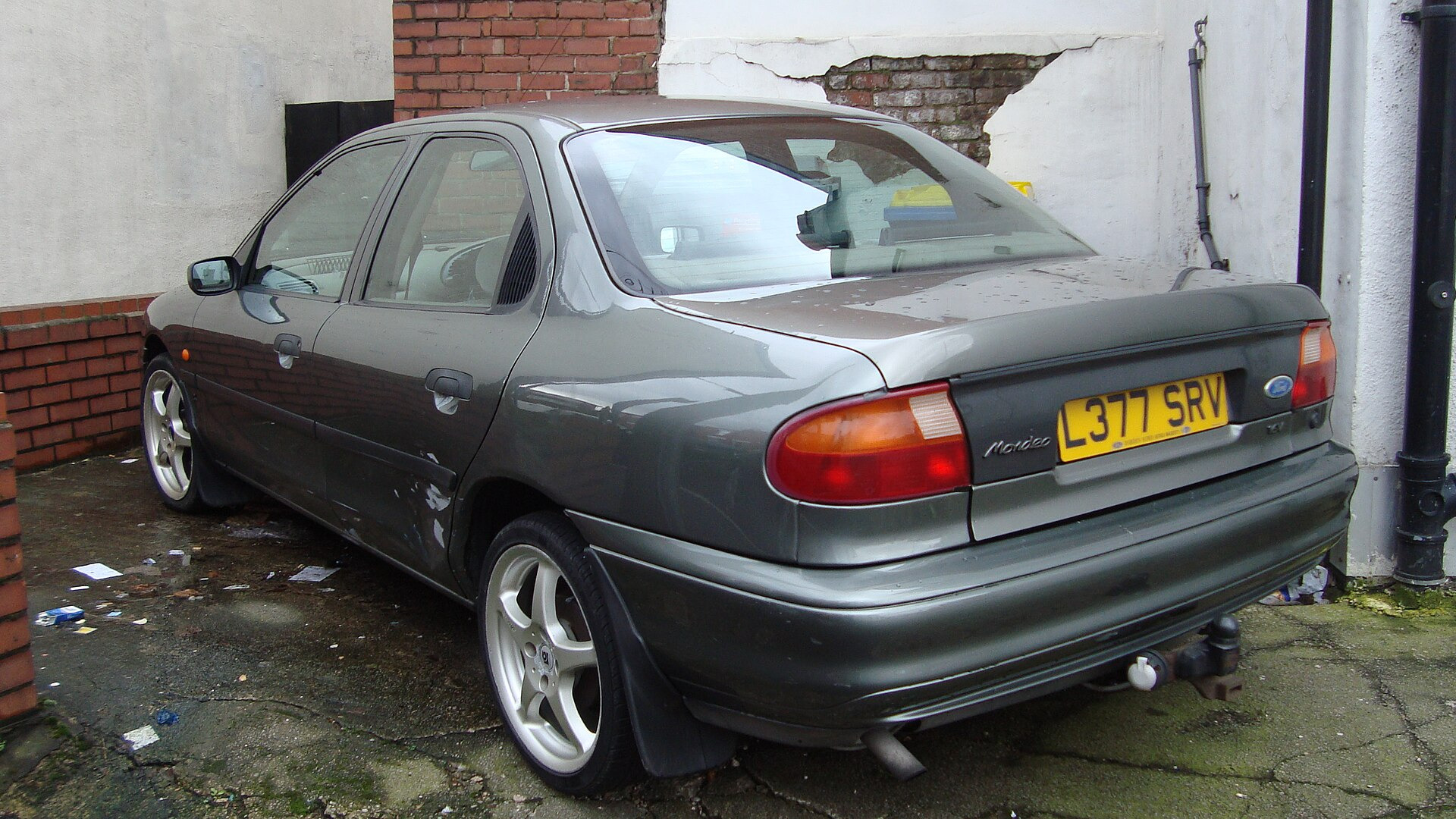 Ford Mondeo I Wagon