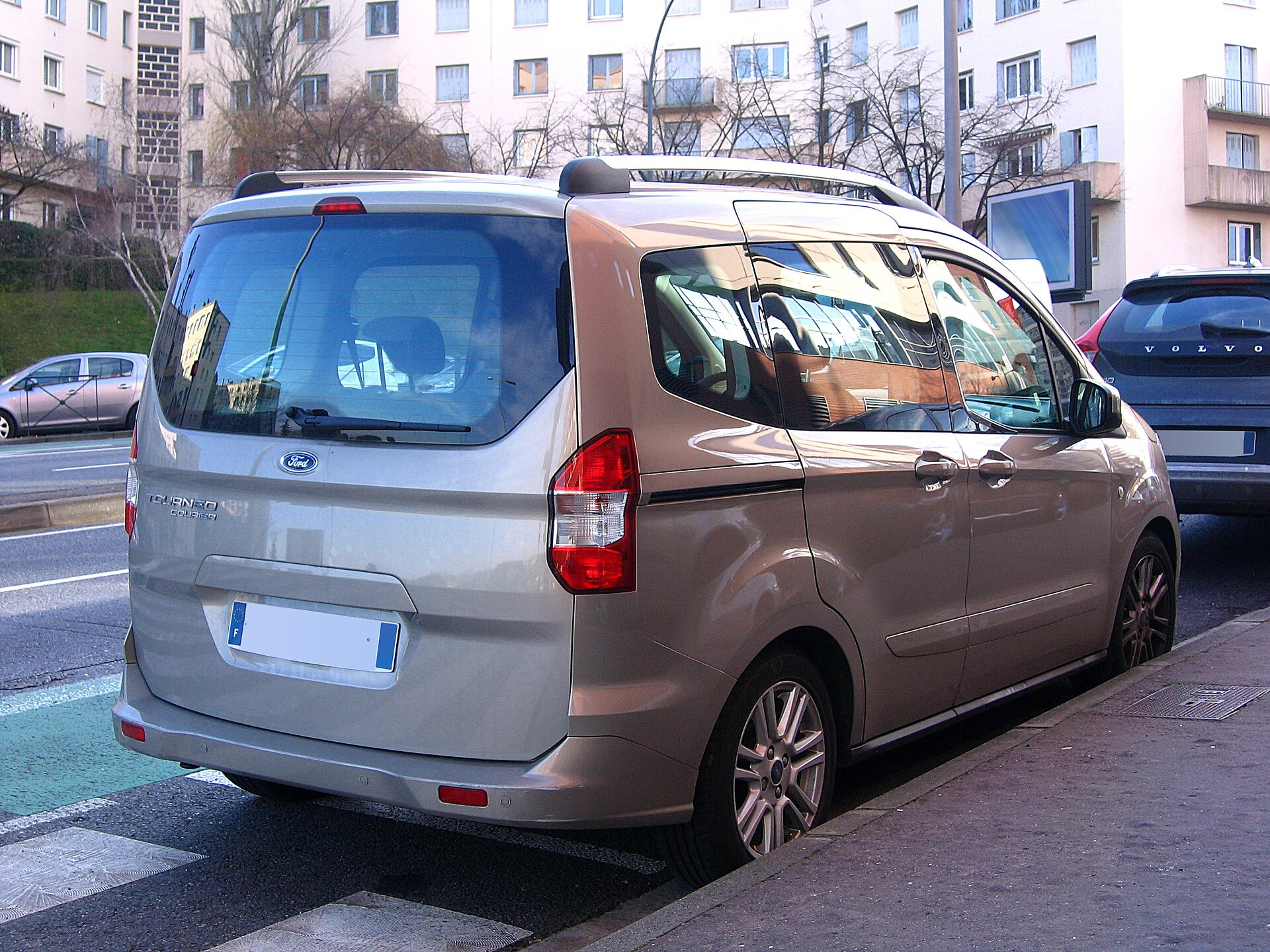 Ford Tourneo Courier I (facelift 2017)