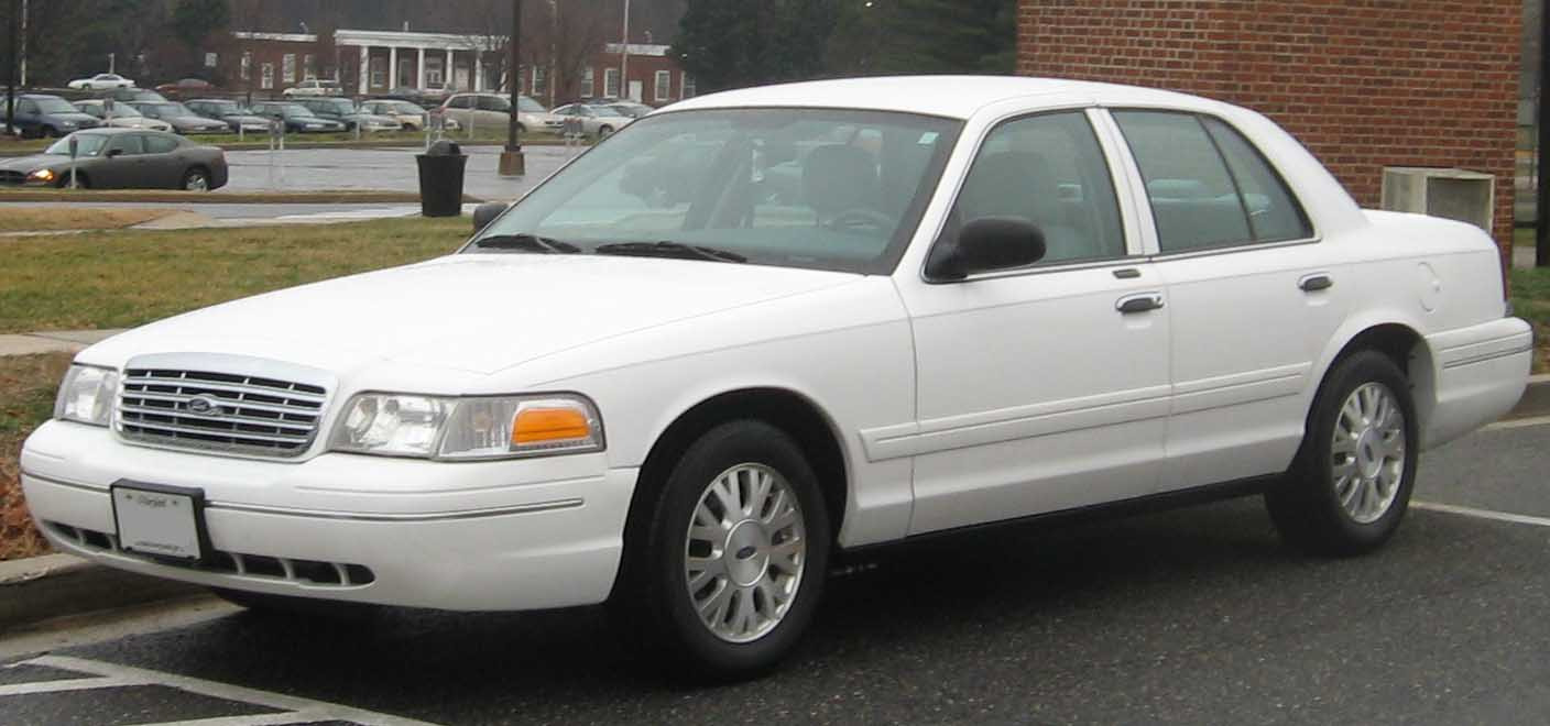 Ford Crown Victoria (P7 facelift 2003)