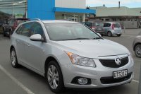 Holden Cruze Hatch (JH) — снимка 3