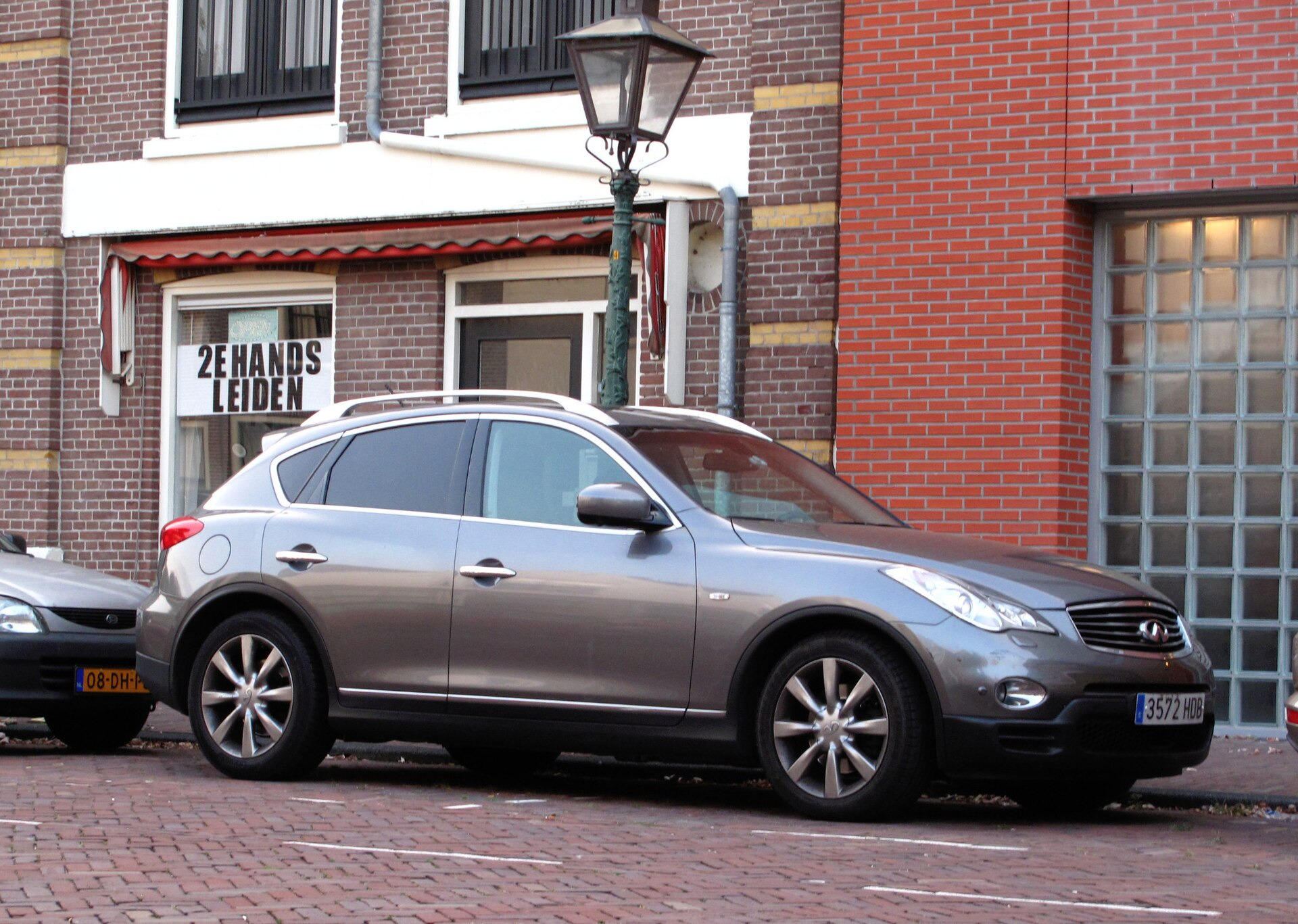 Infiniti EX 37