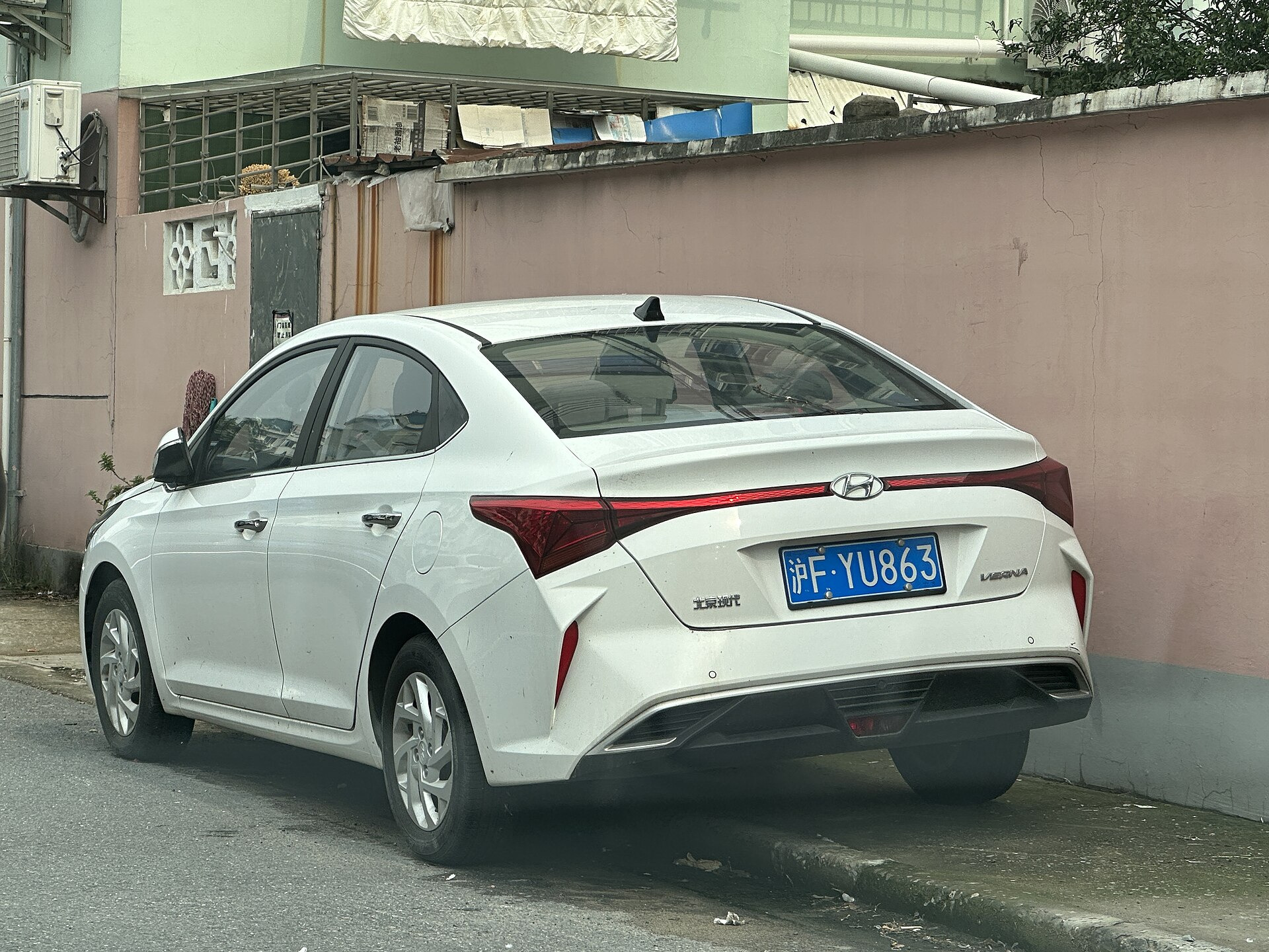 Hyundai Verna IV (facelift 2015)