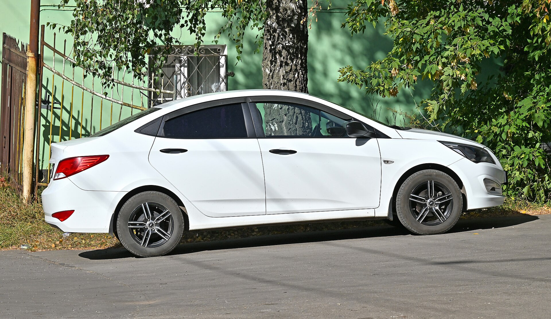 Hyundai Solaris II Sedan