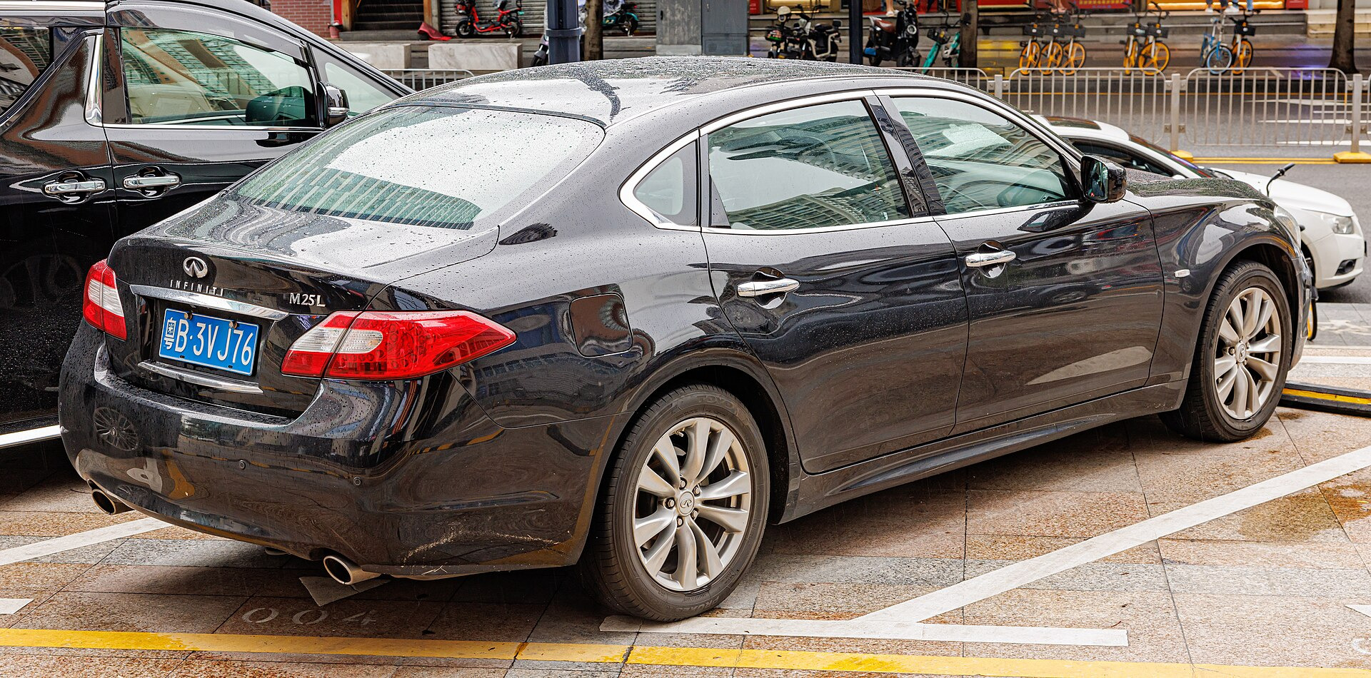 Infiniti M M30 Coupe