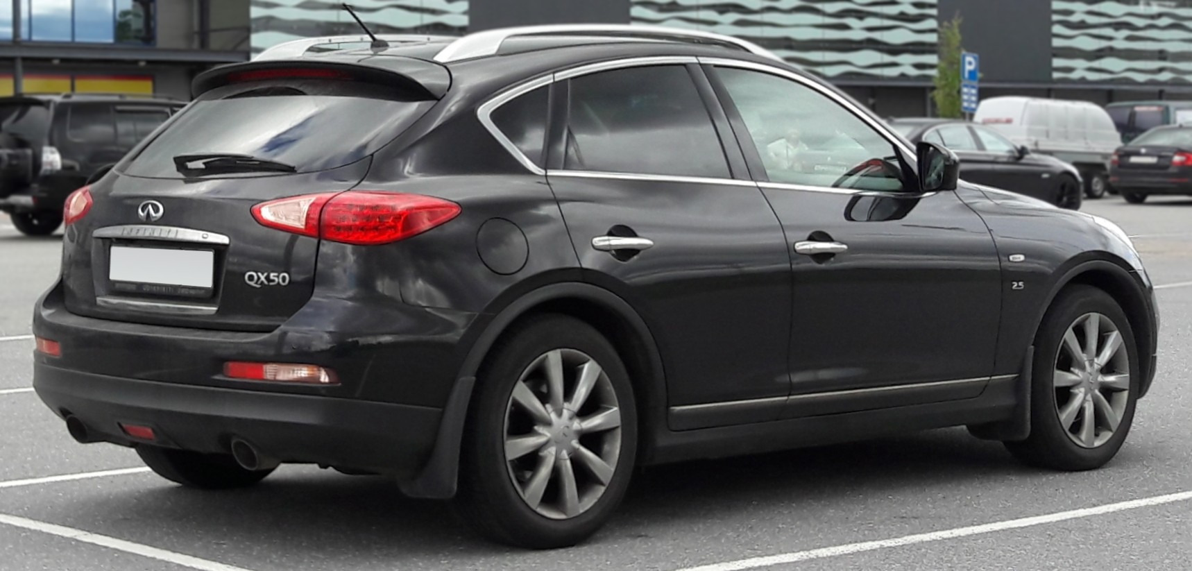 Infiniti QX50 I (facelift 2015)