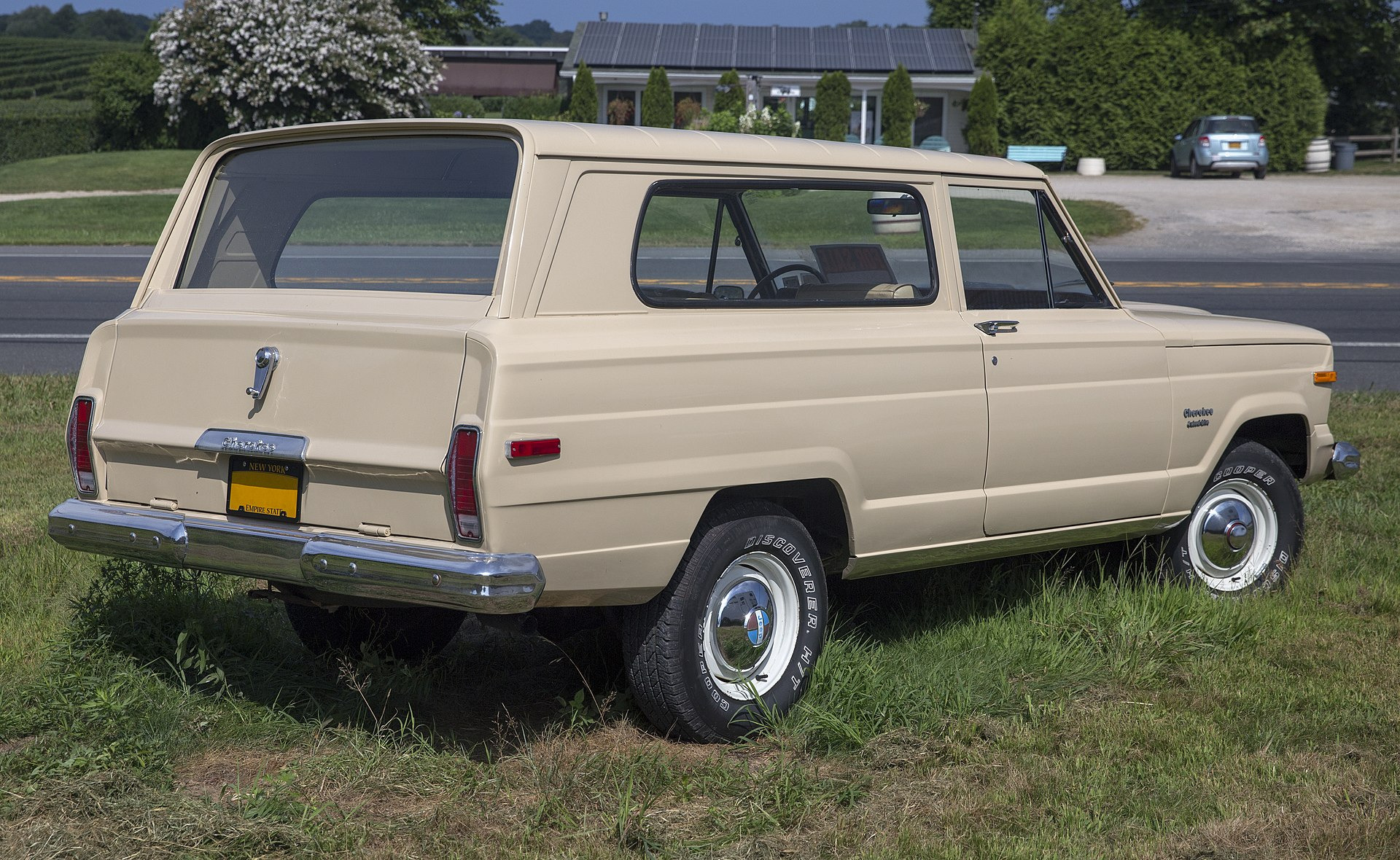 Jeep Cherokee I (SJ)