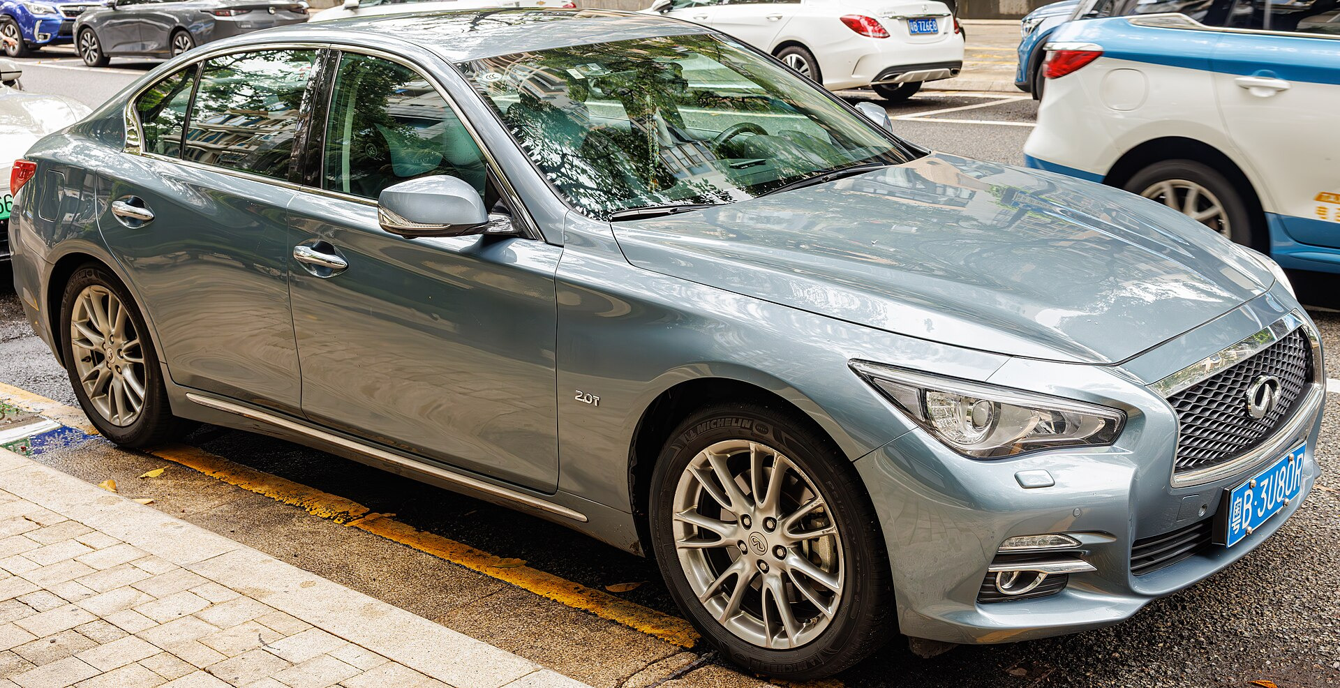 Infiniti M 37