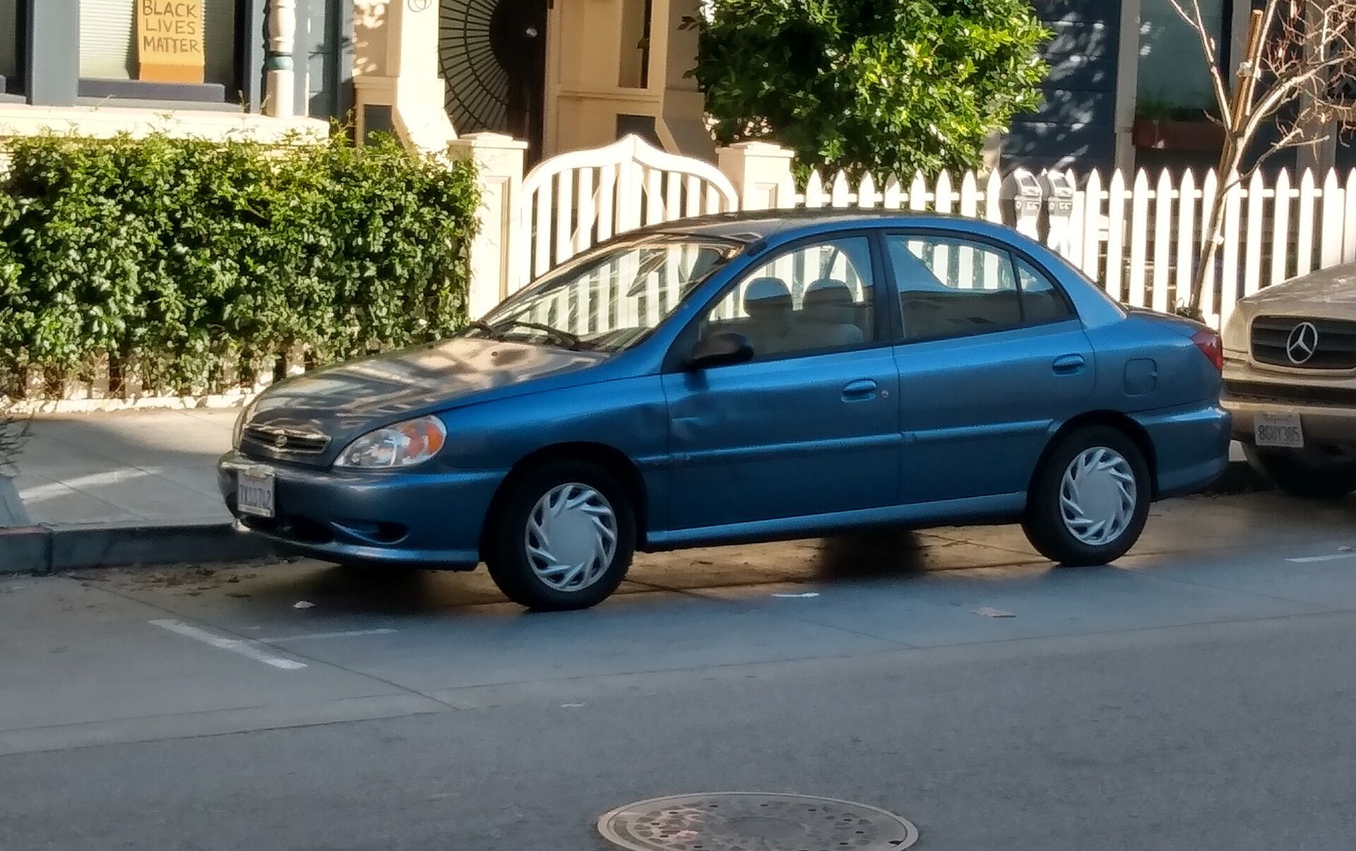 Kia Rio I Sedan (DC)
