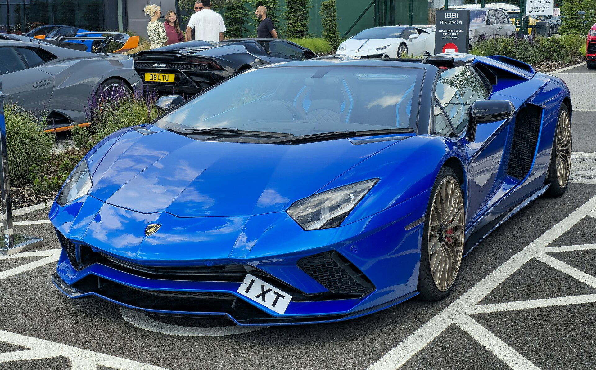 Lamborghini Aventador S Roadster