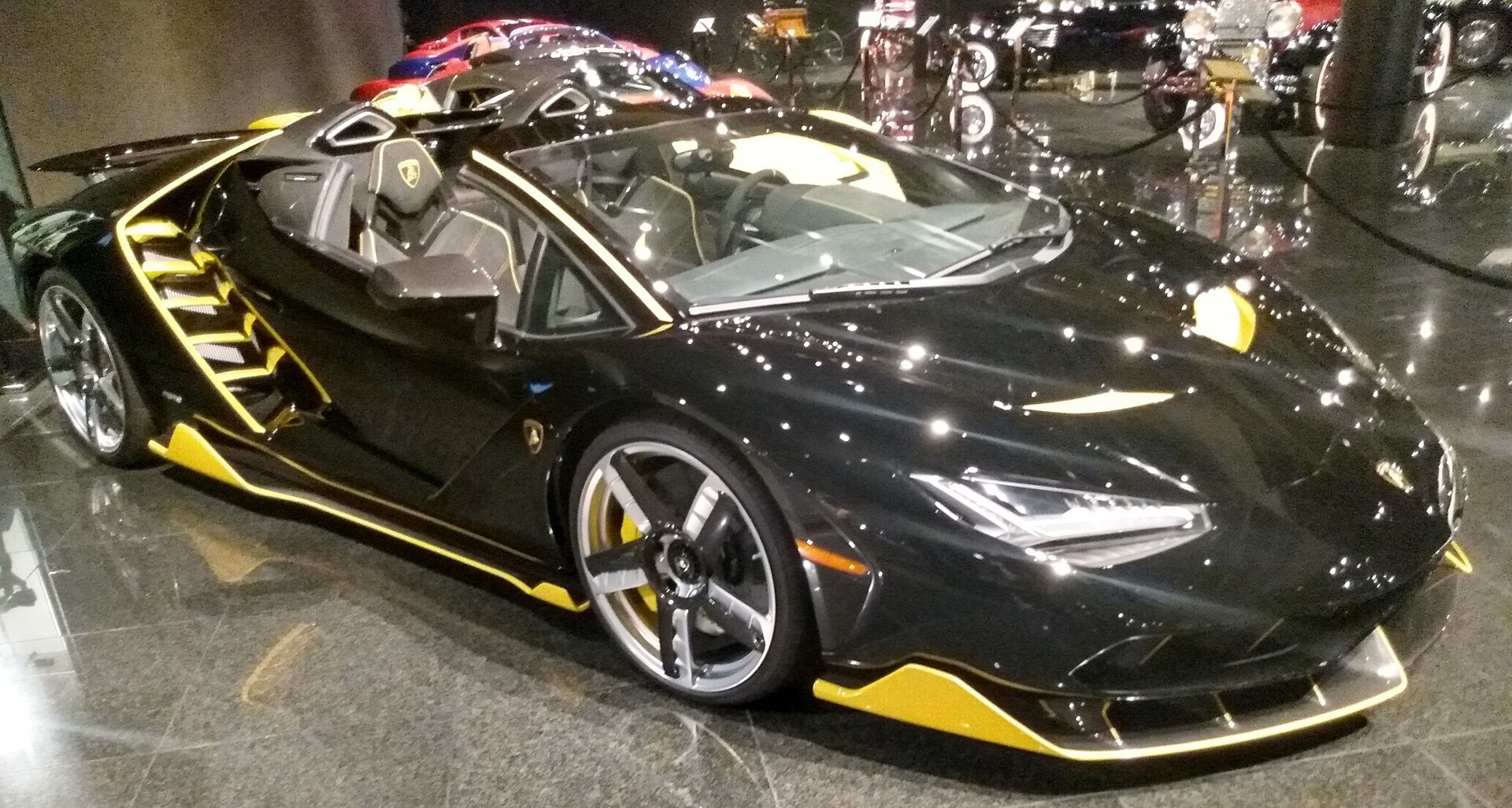 Lamborghini Centenario LP 770-4