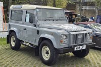 Land Rover Defender 90 Works V8 2.5 TD5 (122hp) — снимка 1