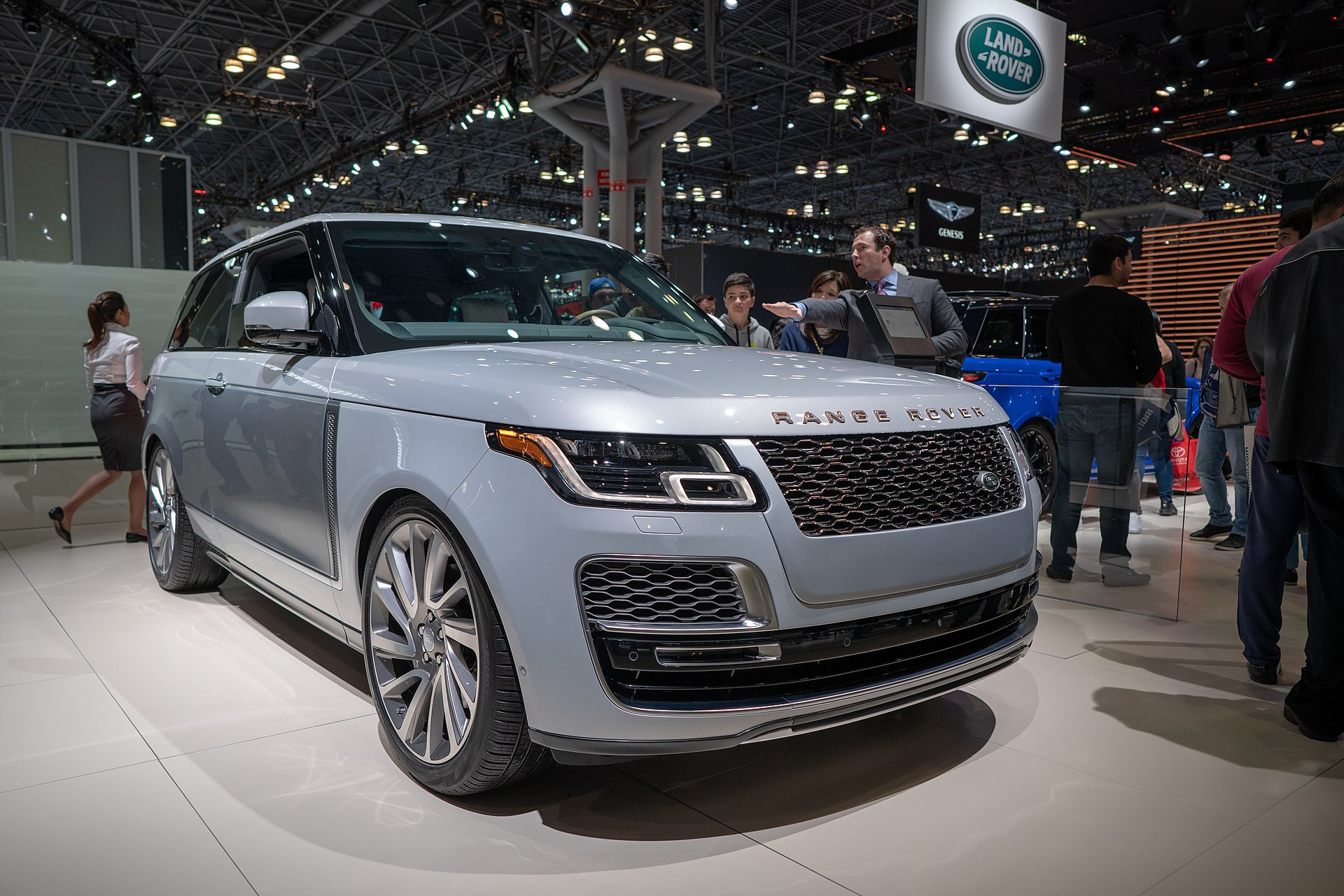 Land Rover Range Rover SV coupe