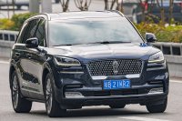 Lincoln Aviator I — снимка 2