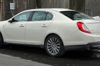 Lincoln MKS I (facelift 2013) — снимка 2