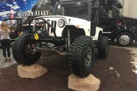 Mahindra Roxor — снимка 3