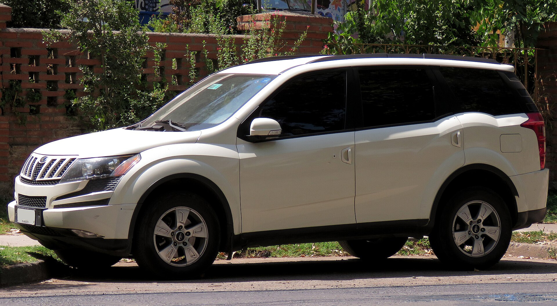 Mahindra XUV500 (facelift 2018)