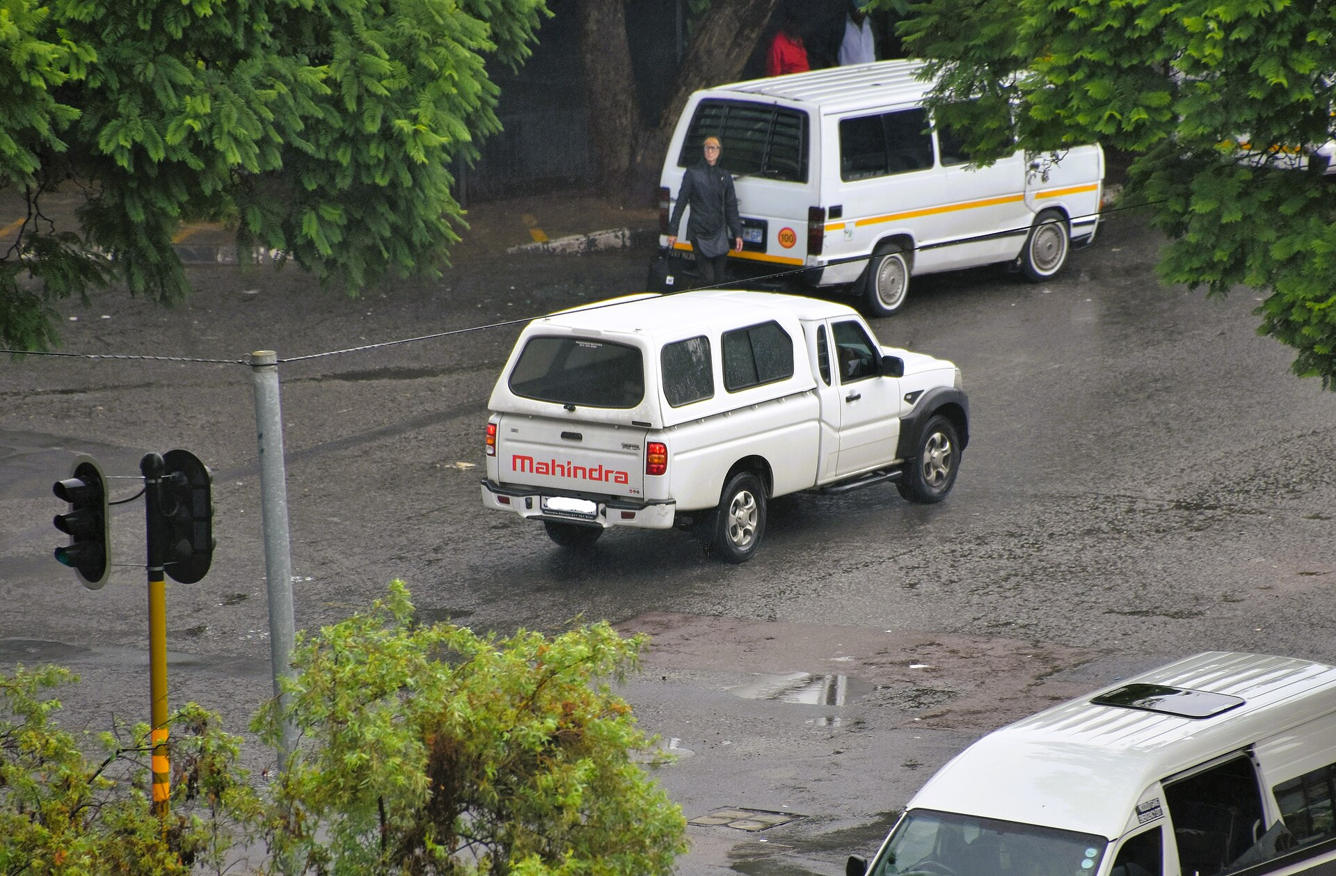 Mahindra Imperio Single cab