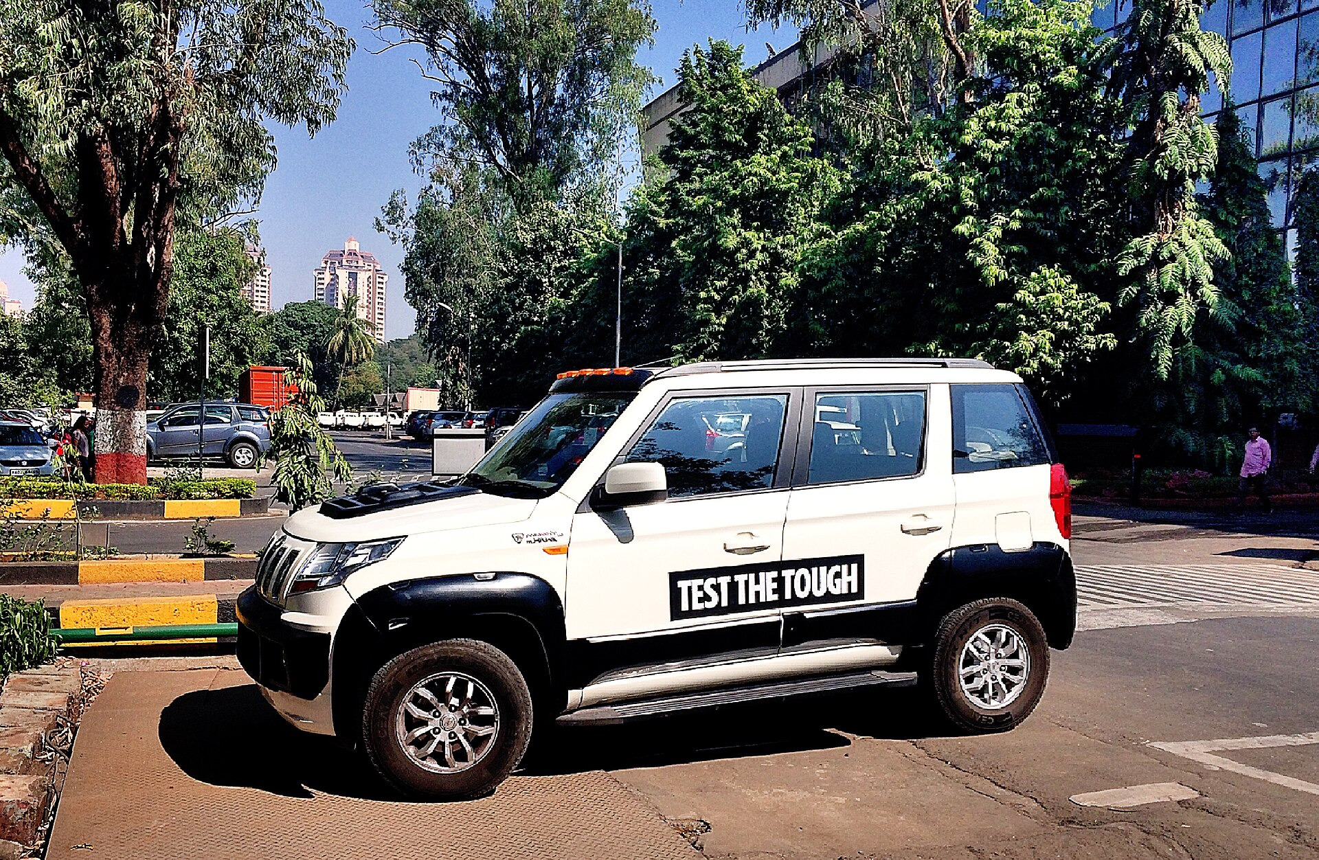 Mahindra TUV300