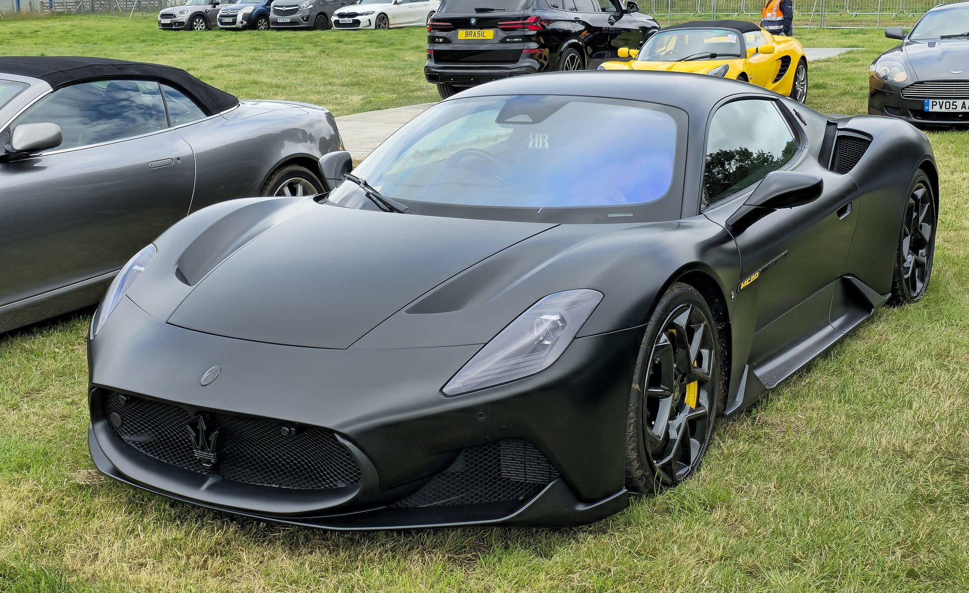 Maserati MC20