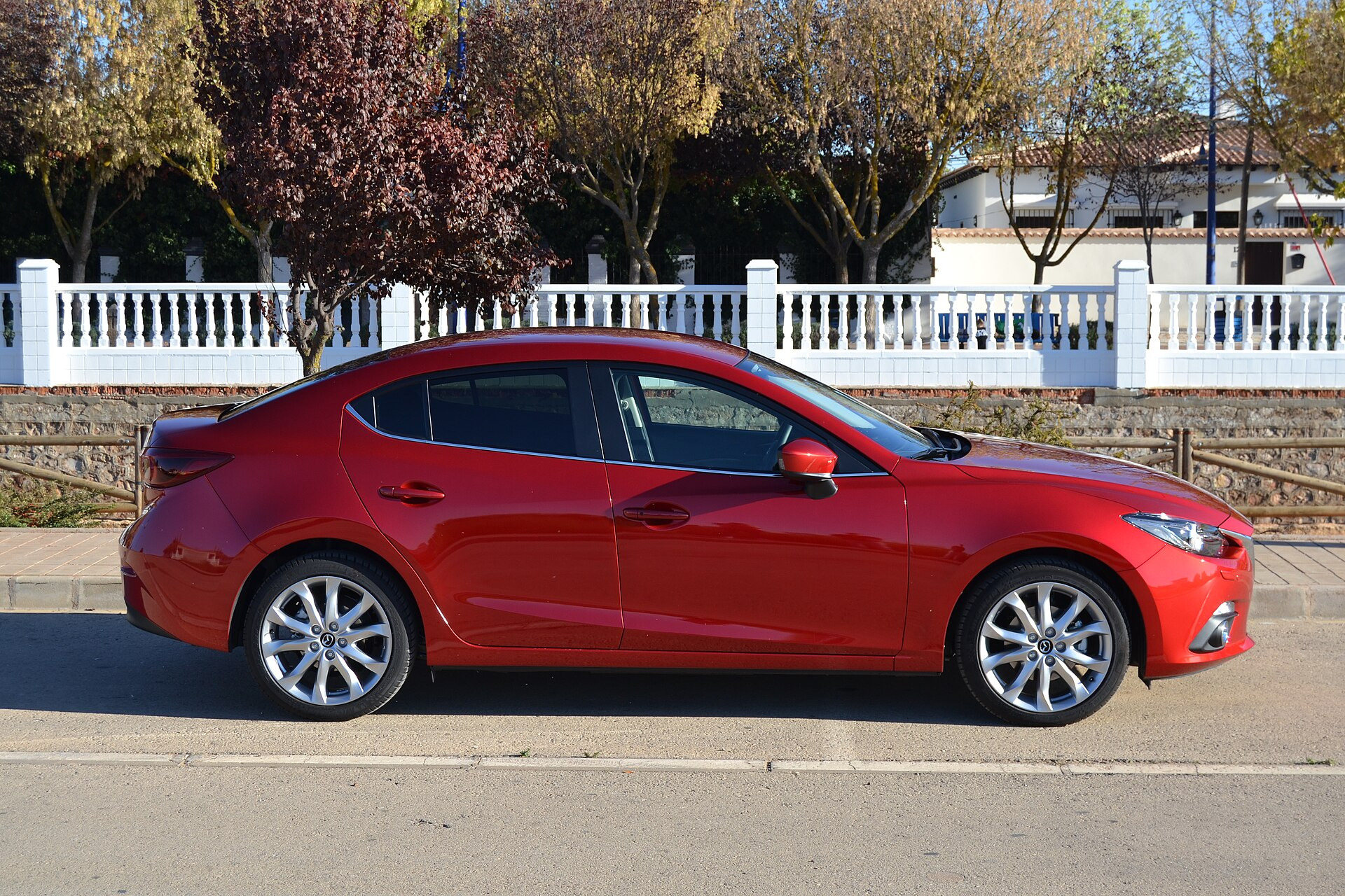 Mazda 3 III Sedan (BM, facelift 2017)