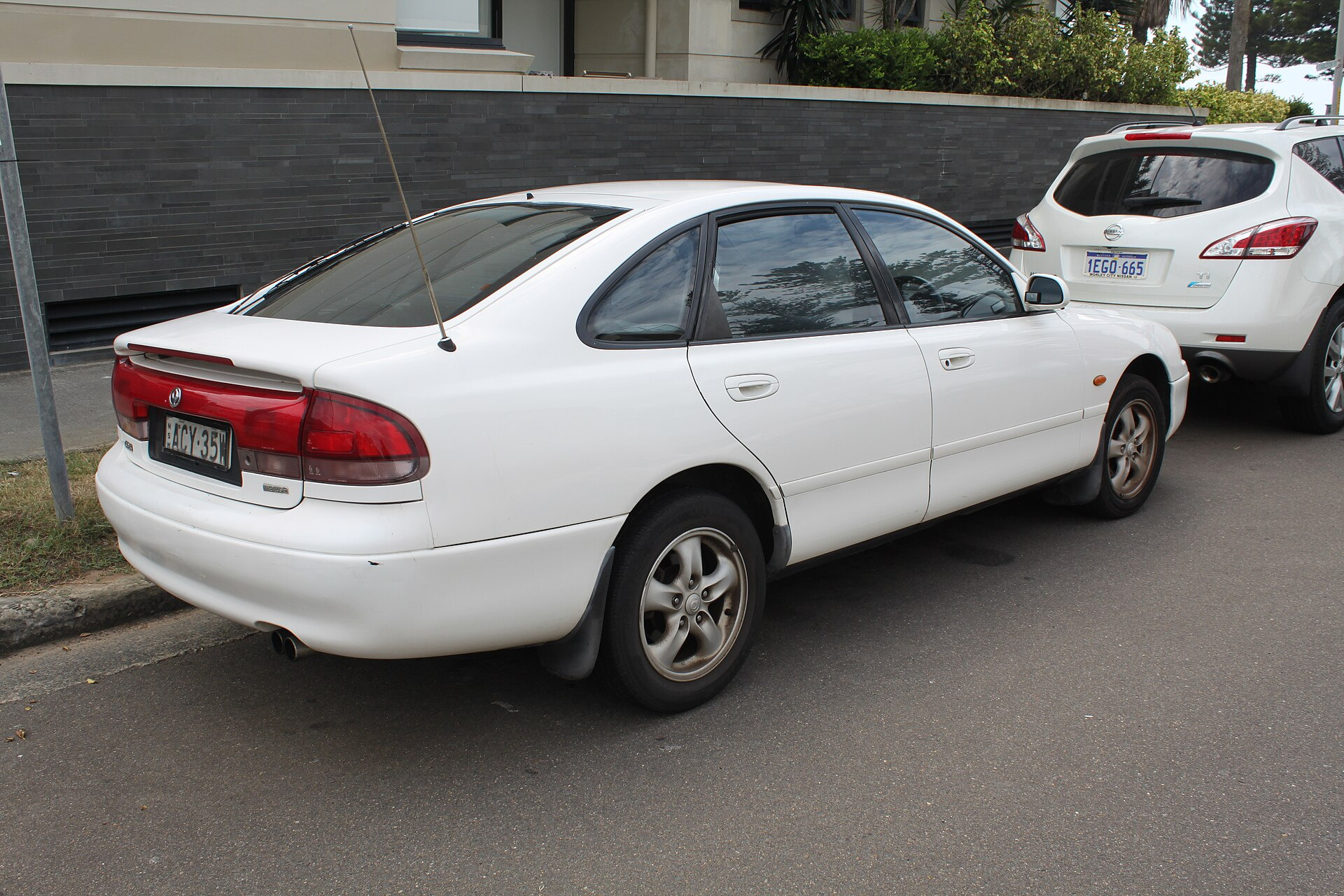 Mazda 626 IV Hatchback (GE)
