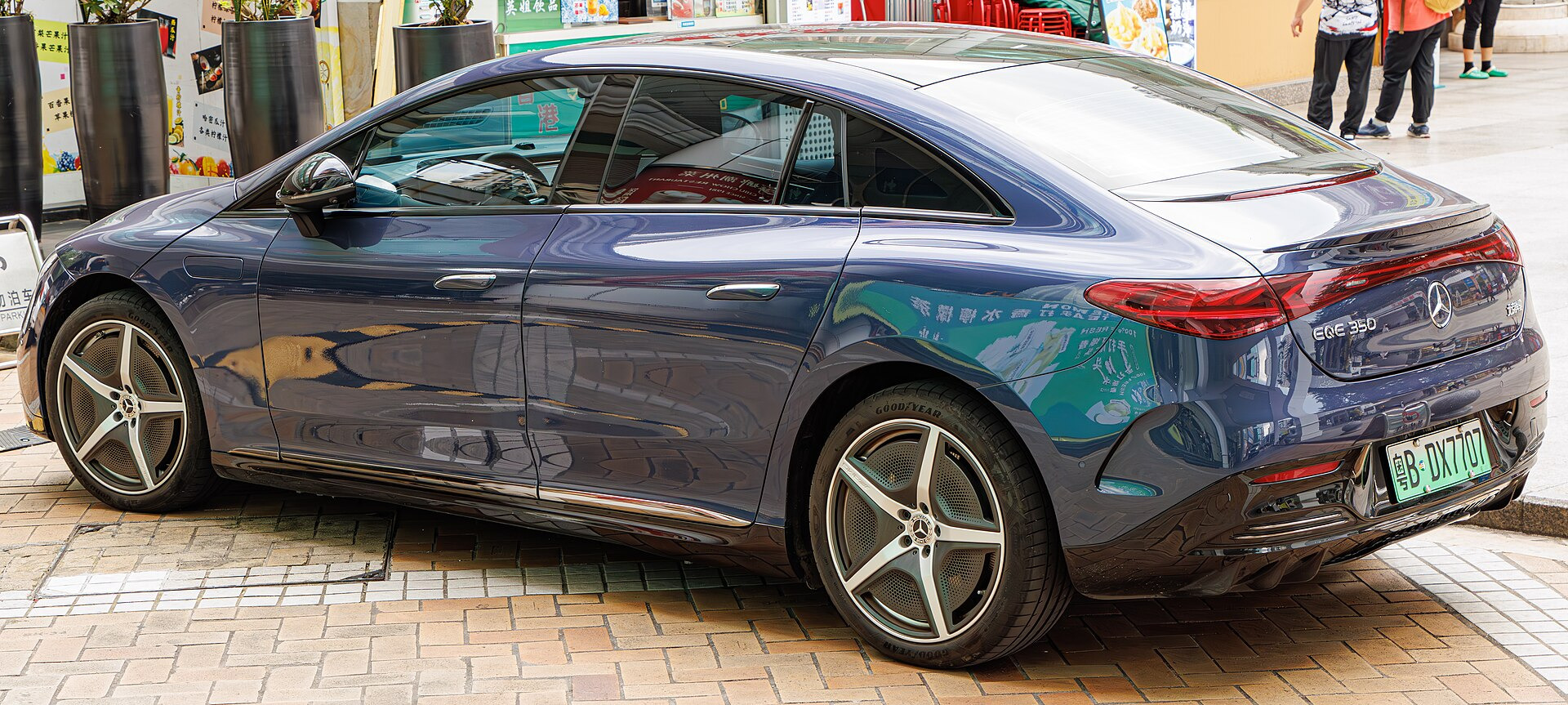 Mercedes-Benz EQE (V295)