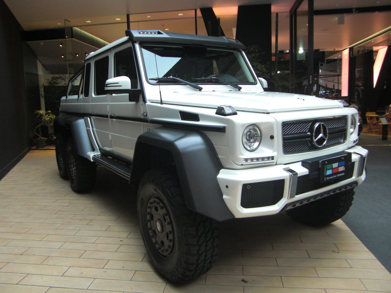 Mercedes-Benz G-Class 6x6 (W463)