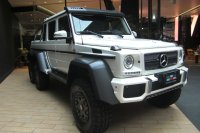 6x6 (W463)