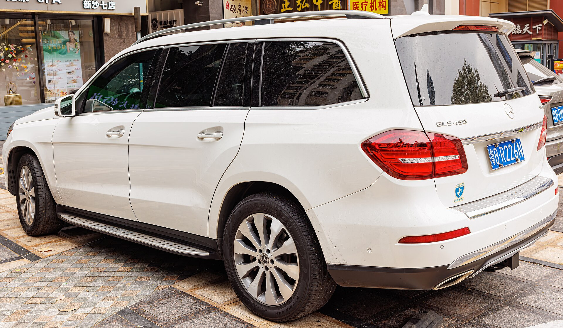 Mercedes-Benz GLS (x166)